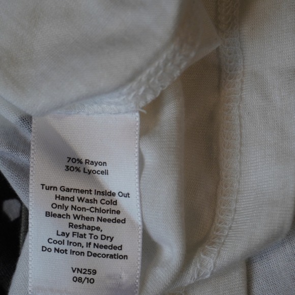 Talbots Petites Women's Top Small Floral Embellished Long Sleeve - Picture 4 of 7